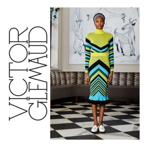 NWOT VICTOR GLEMAUD STRIPED LONG-SLEEVE CROPPED TURTLENECK SWEATER Size Medium